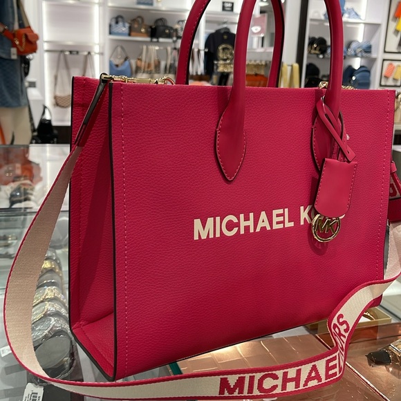 Michael Kors Mirella Medium East West Pebbled Leather Tote Shopper Bag MK EW
NWT - Picture 3 of 16